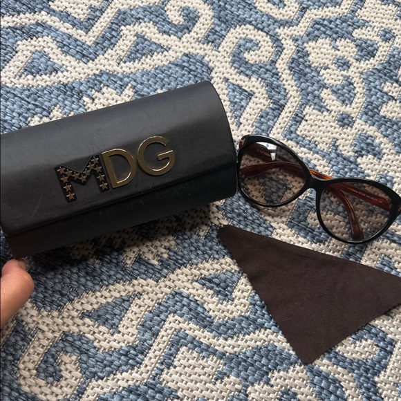 Tom Ford Women's Black and Brown Sunglasses - Picture 8 of 9